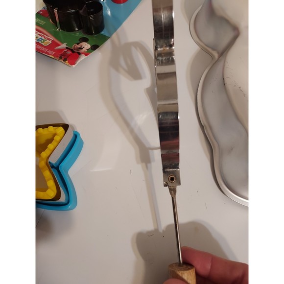 Mickey Mouse Wilton Cookie Cutter Cake Pan Sandwich Maker Egg Pancake Shaper - Picture 7 of 7